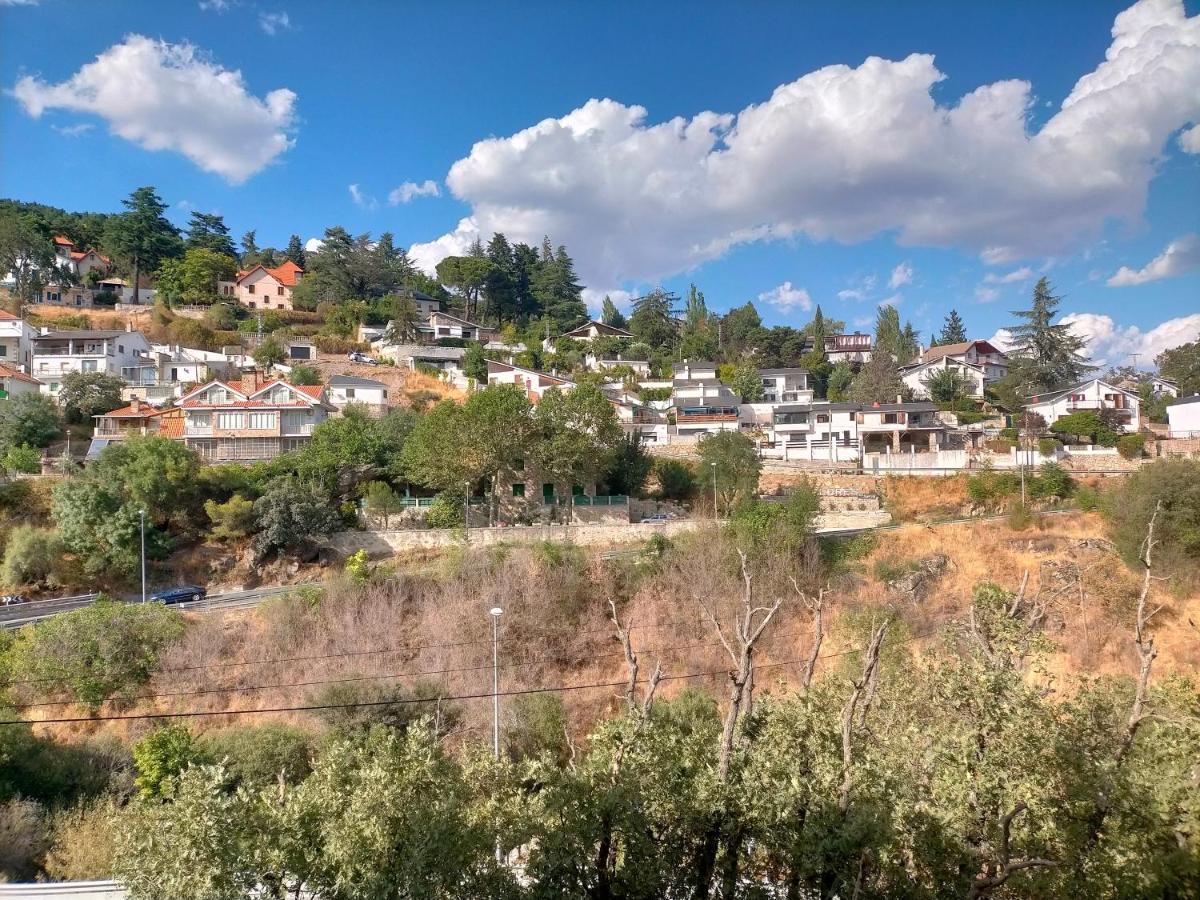 Apartamento Rural Miraflores de la Sierra Dış mekan fotoğraf